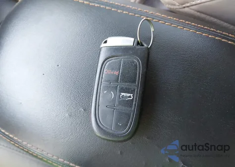 2015 Jeep Cherokee Limited z USA, uszkodzony, nr VIN 1C4PJLDSXFW539403